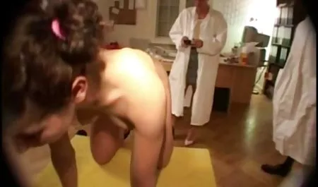 2 karın nasıl davranacağını mobil konulu sex