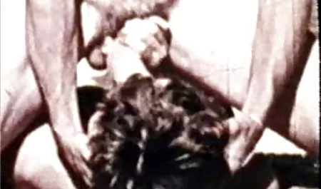 Cum ૦ İngilizce granny anal konulu seks filimleri Victoria