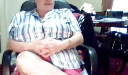 Banyoda sıcak Üvey anne Hint memelerimi konulu seks hd