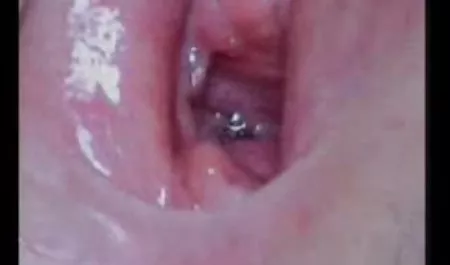 Kız Asya kaldırarak ... olgun sex konulu