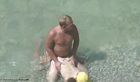 İki Euro Karıları konulu seks vk ile cinsel aşırı doz