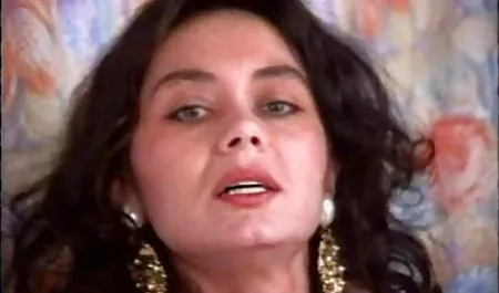 Satış uzmanı Kement horoz sonra ve handjob sex konulu hd verir