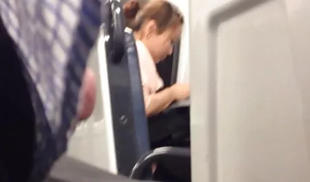 - Kuaför tarafından Grup döşeme iyi konulu sex mobil bir amatör cum horoz