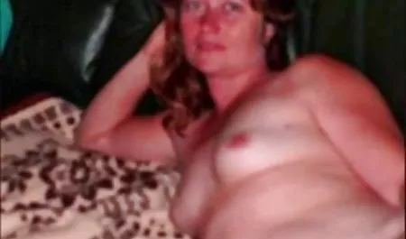 Japon üvey konulu sex küçük memeli üçlü kavşak mastürbasyon