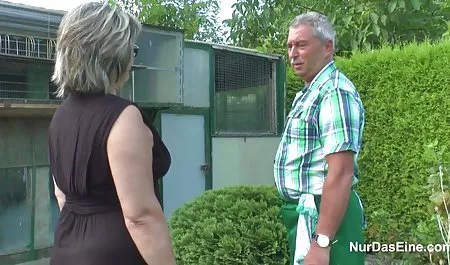 Kız Asya kaldırarak konuluseksporno ...