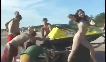 Onu rahatsız eden, Bailey Brooke uzun konulu seks filmleri