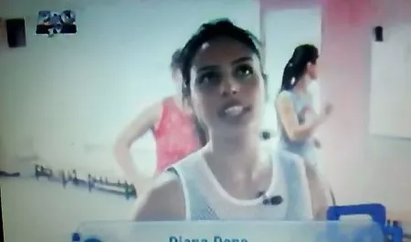 Busty döküm bebeğim sahte lezbiyen seks konulu ajan