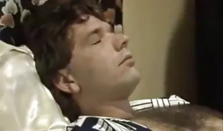 Dana VESPOLİ ve Erik modeli gerçek konulu sex videolari seks