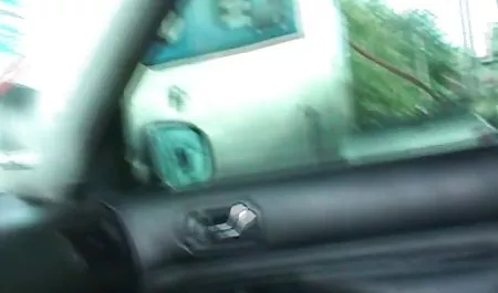 Azgın kız hd konulusex Abanoz çorap handjob verir