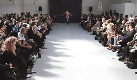 Siktiğinde - genç kız hep seks konulu film izle çığlık