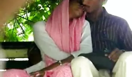 Galli yıldız Sophie Dee türkçe konulu seks filmleri