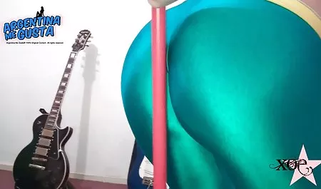 Rachele Richie konulu hd sex izle siyah horoz ile anal zafer dener -