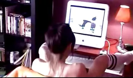 Büyük yapay hd konulu sex video penis ile seksi kız
