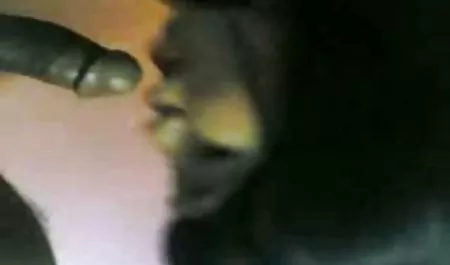 Küçük seksi Lisa Rowe Evet konulu mature sex izle