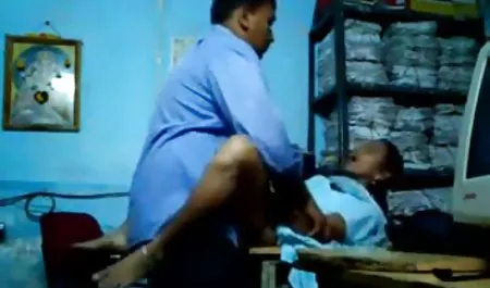 Uyuyordu aile içi konulu sex komşular büyükanne