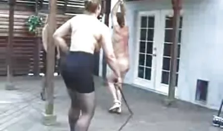 Asosyal kızlar da azgın olsun, güçlük seks konulu film izle biliyorsun