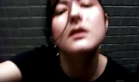 Anne-baba eve Amadi Vause tarafından (önizleme) bedava konulu sex izle değildir